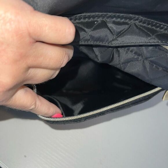 LANDICI Changing Bag Backpack Travel Back Pack Black Gold USB Charging Port Hole - Picture 6 of 8